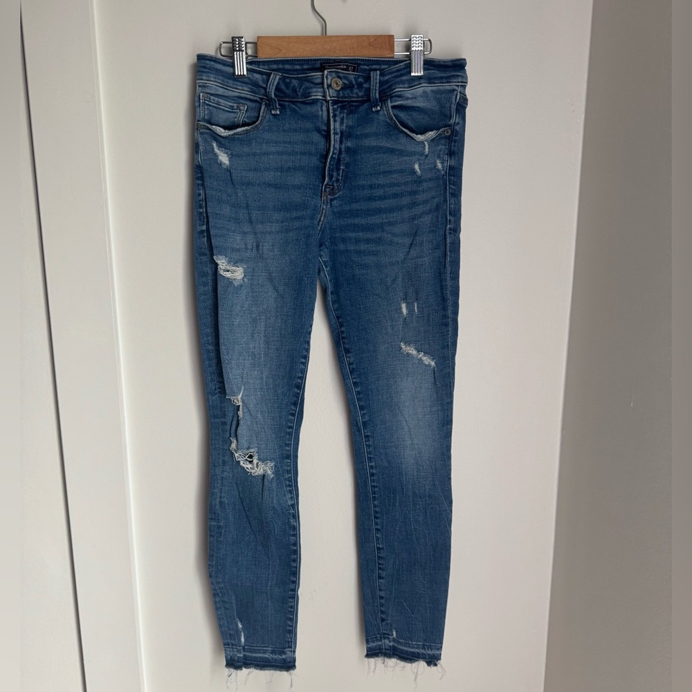 Abercrombie & Fitch Dark Blue Distressed Ankle Jeans